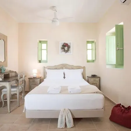 公寓 Alkyon Seaside Néon Oítilon