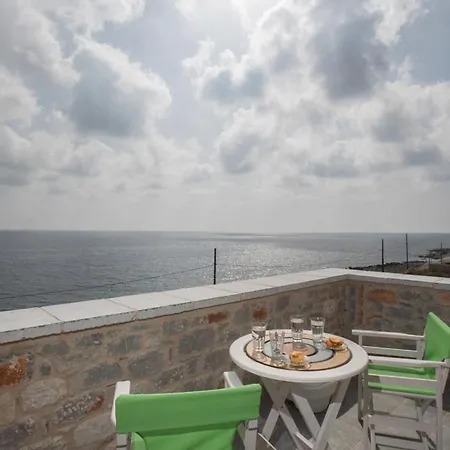 דירה Alkyon Seaside *