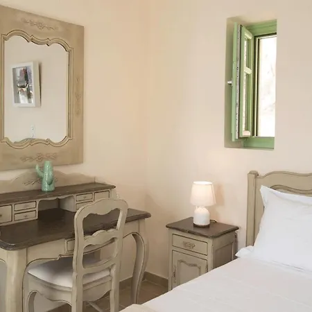 公寓 Alkyon Seaside Néon Oítilon