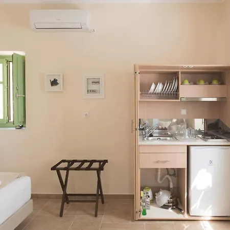 Alkyon Seaside * Néon Oítilon