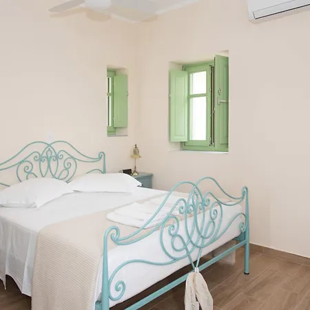Alkyon Seaside Apartment *