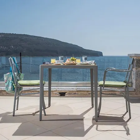 公寓 Alkyon Seaside