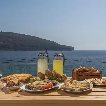 Alkyon Seaside