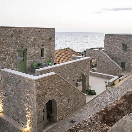 Alkyon Seaside 公寓 *