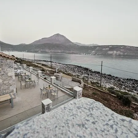 Apartment Alkyon Seaside Neo Oitilo