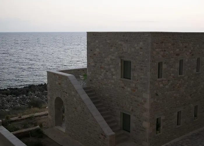 Alkyon Seaside Studios *